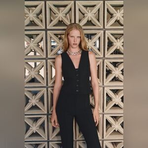 NWT ZARA Cropped Vest